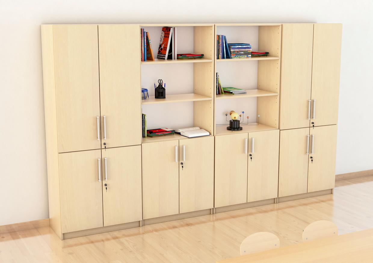 Schrankwand EXPO 8 mit offenen Regalen und Schränken.