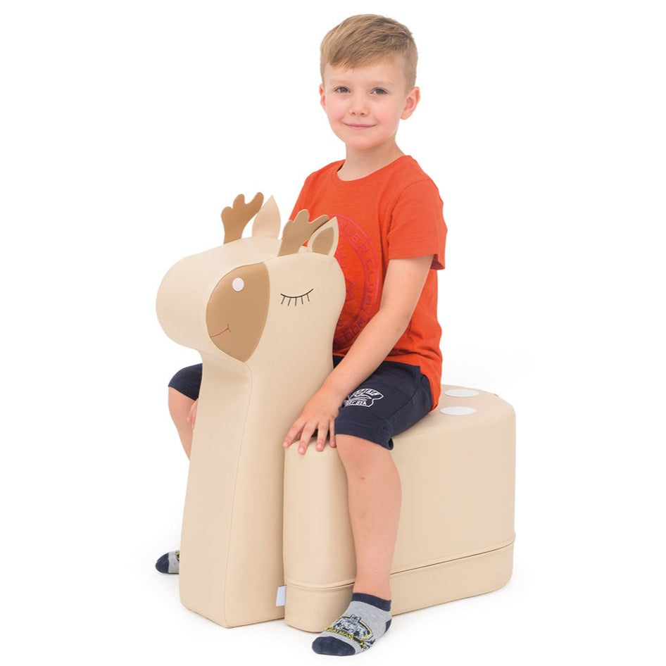 Zitje van schuim in verschillende dierendesigns