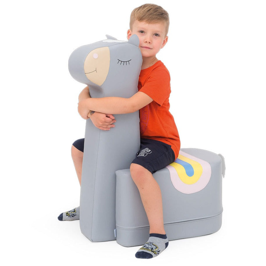 Zitje van schuim in verschillende dierendesigns