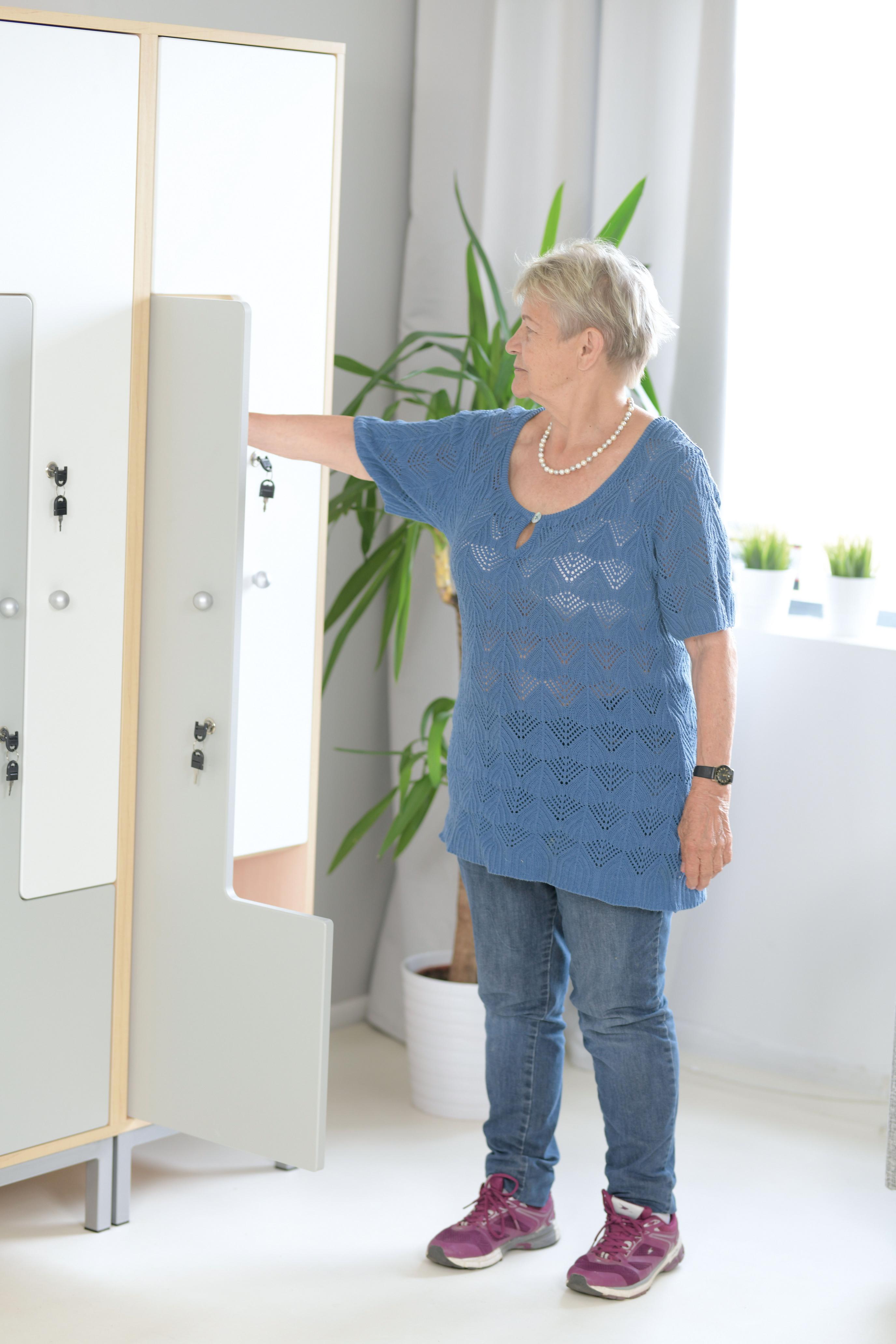 Kleiderschrank L mit 2 Fächern – Ideal für Personal & Schüler