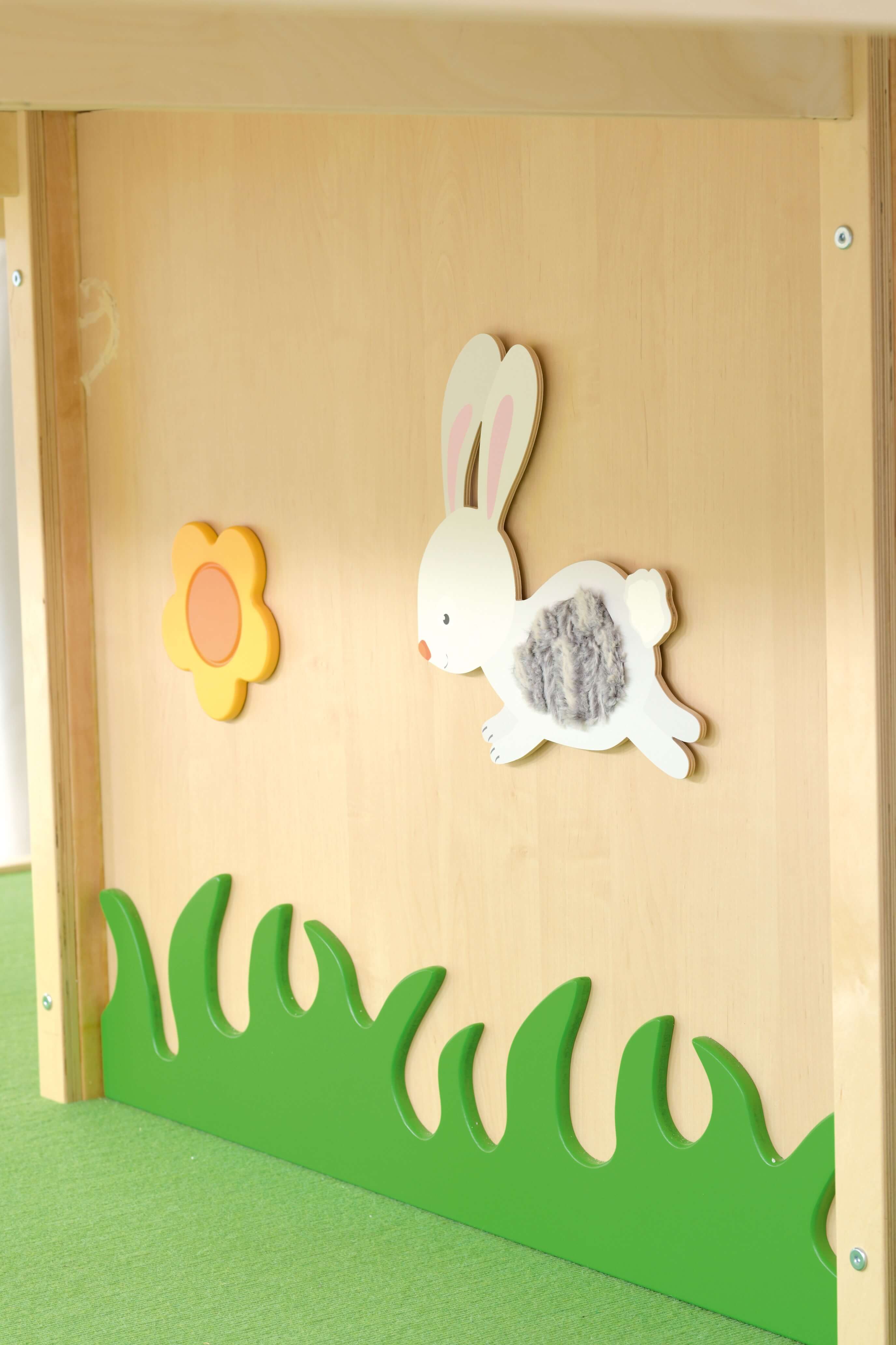 Kindergarten Hochebene Ben Detailansicht von Spielwand 2