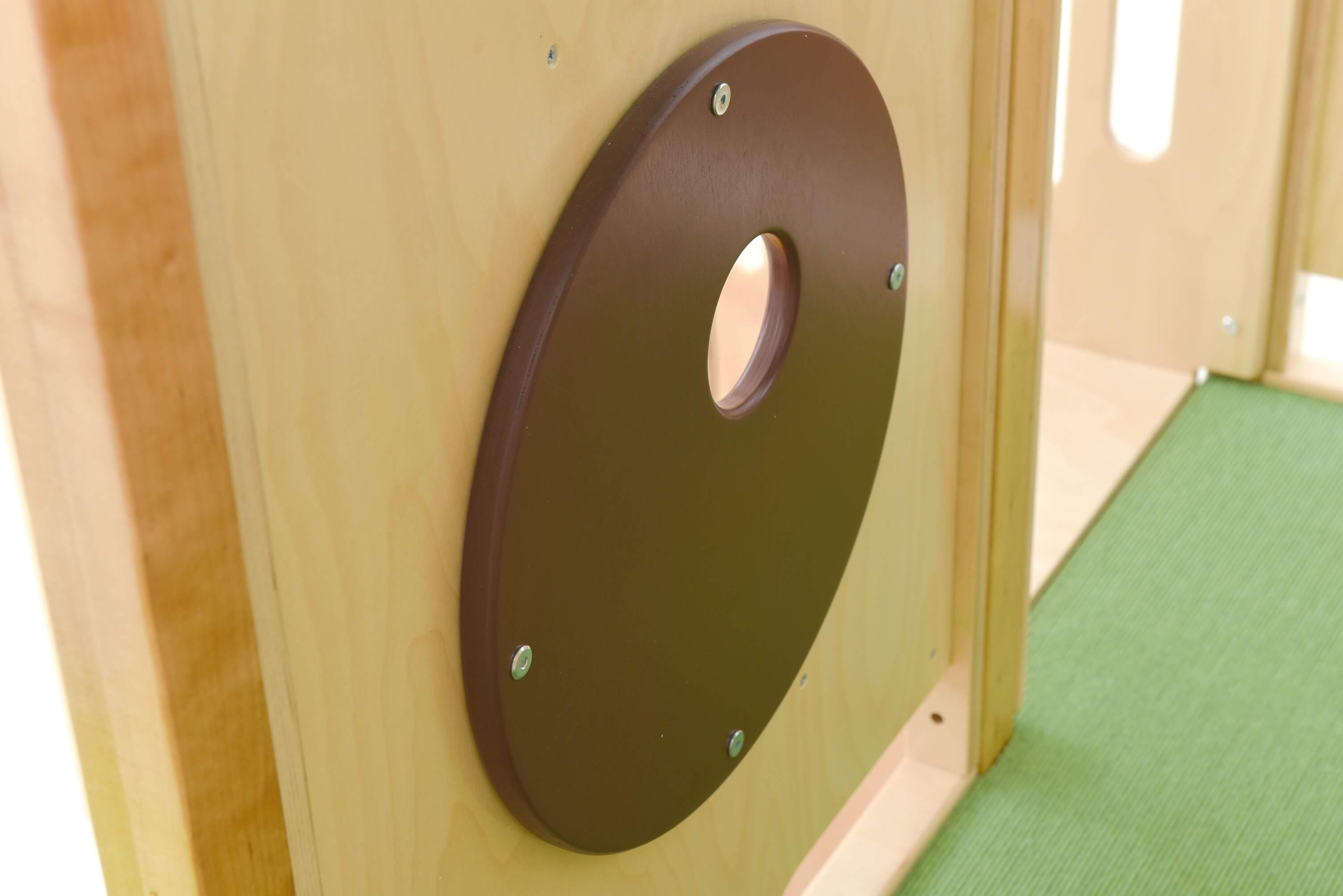 Kindergarten Spielpodest Vogelnest Detailansicht Spielwand für Motorik 3