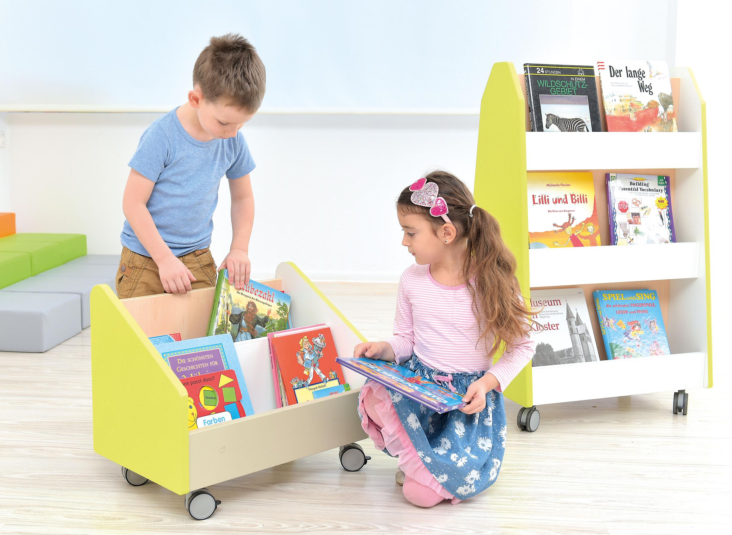 Rollbehälter für Bücher – Quadro XL in verschiedenen Farben - Produkt wird im Kindergarten oder Schule genutzt.