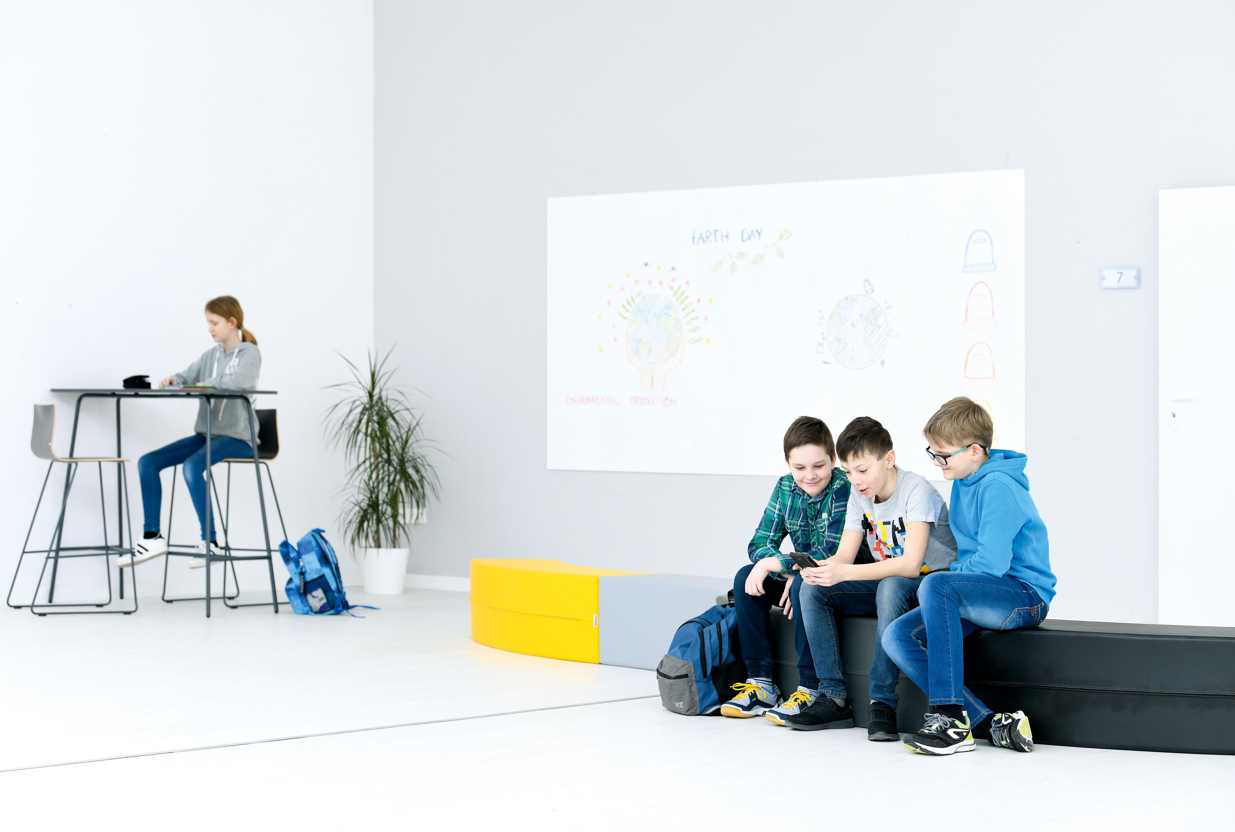 Modul Blocks maxi Hochtisch H 110 – Stilvoll & modern, anthrazit