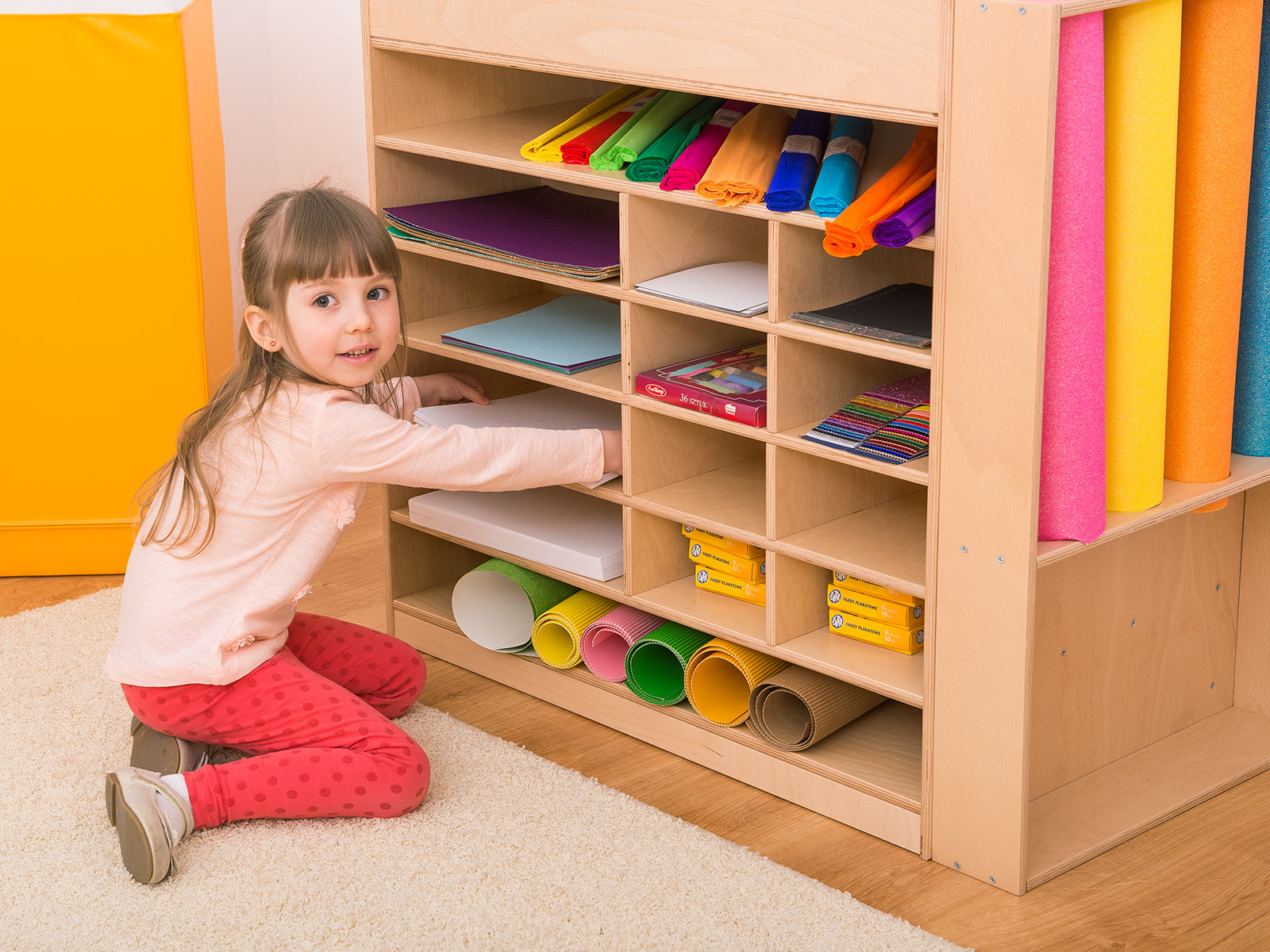 Dubbelzijdige multifunctionele kast voor kunstaccessoires